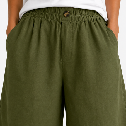 Women’s Elastic Waist Bermuda Shorts